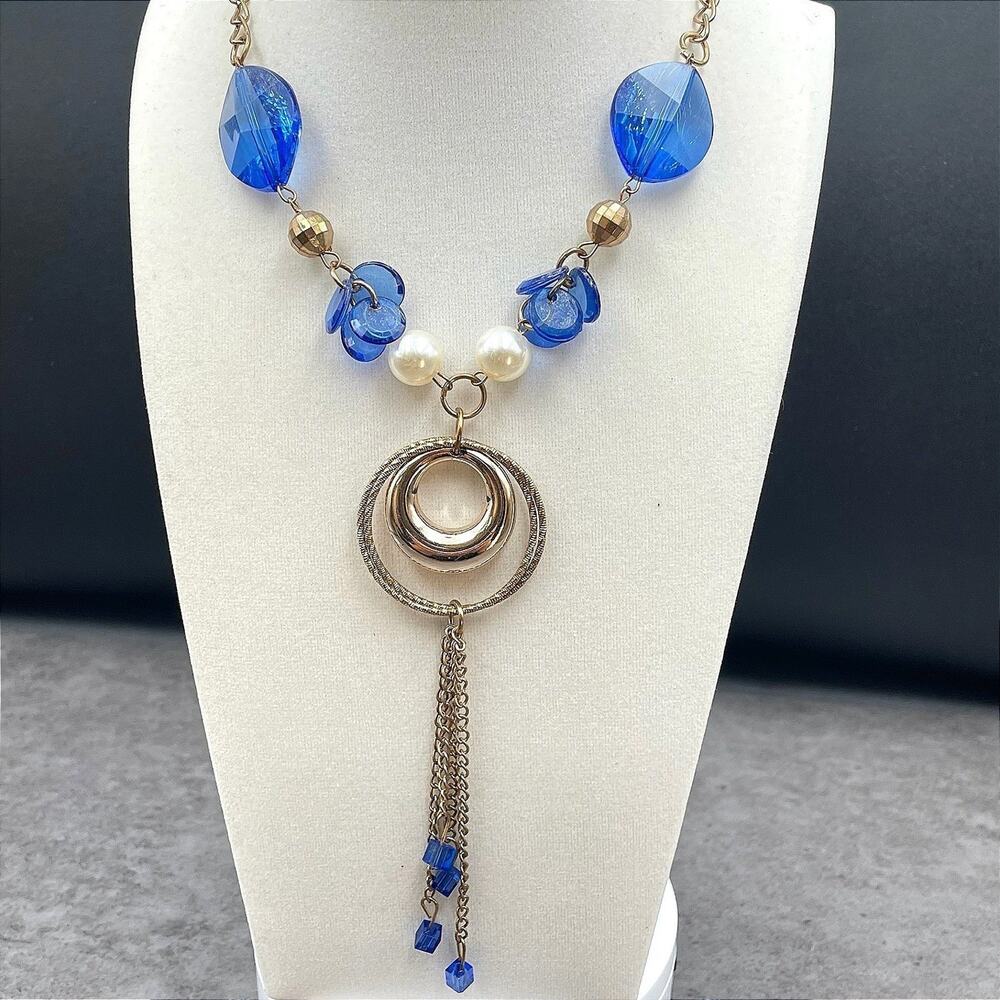 Gold-Tone Pearl Faceted Glass Beads Circular Pendant Tassel Statement Necklace